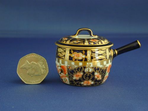 royal crown derby miniature saucepan and lid