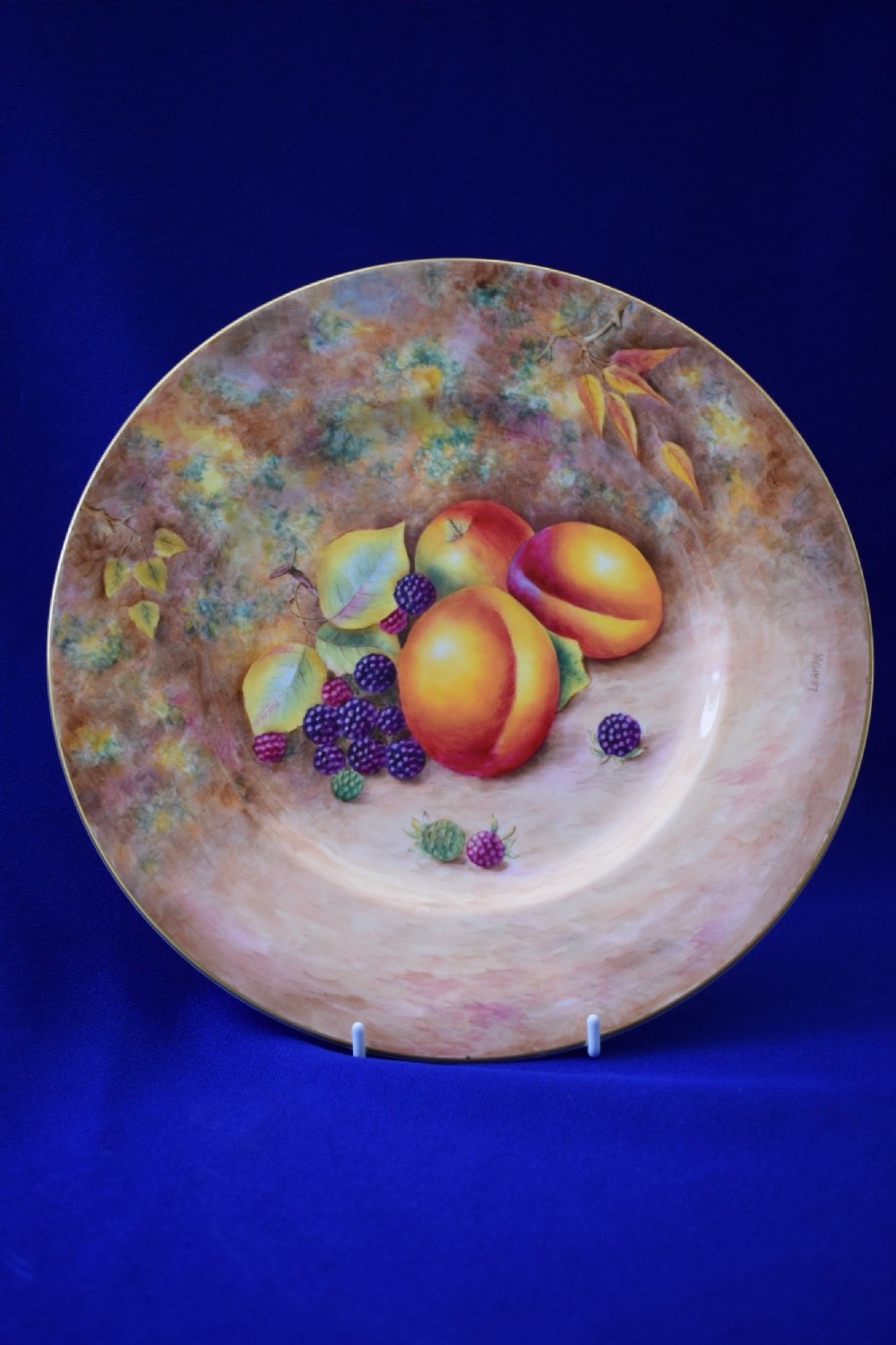 royal worcester painted fruit large size dinner plate