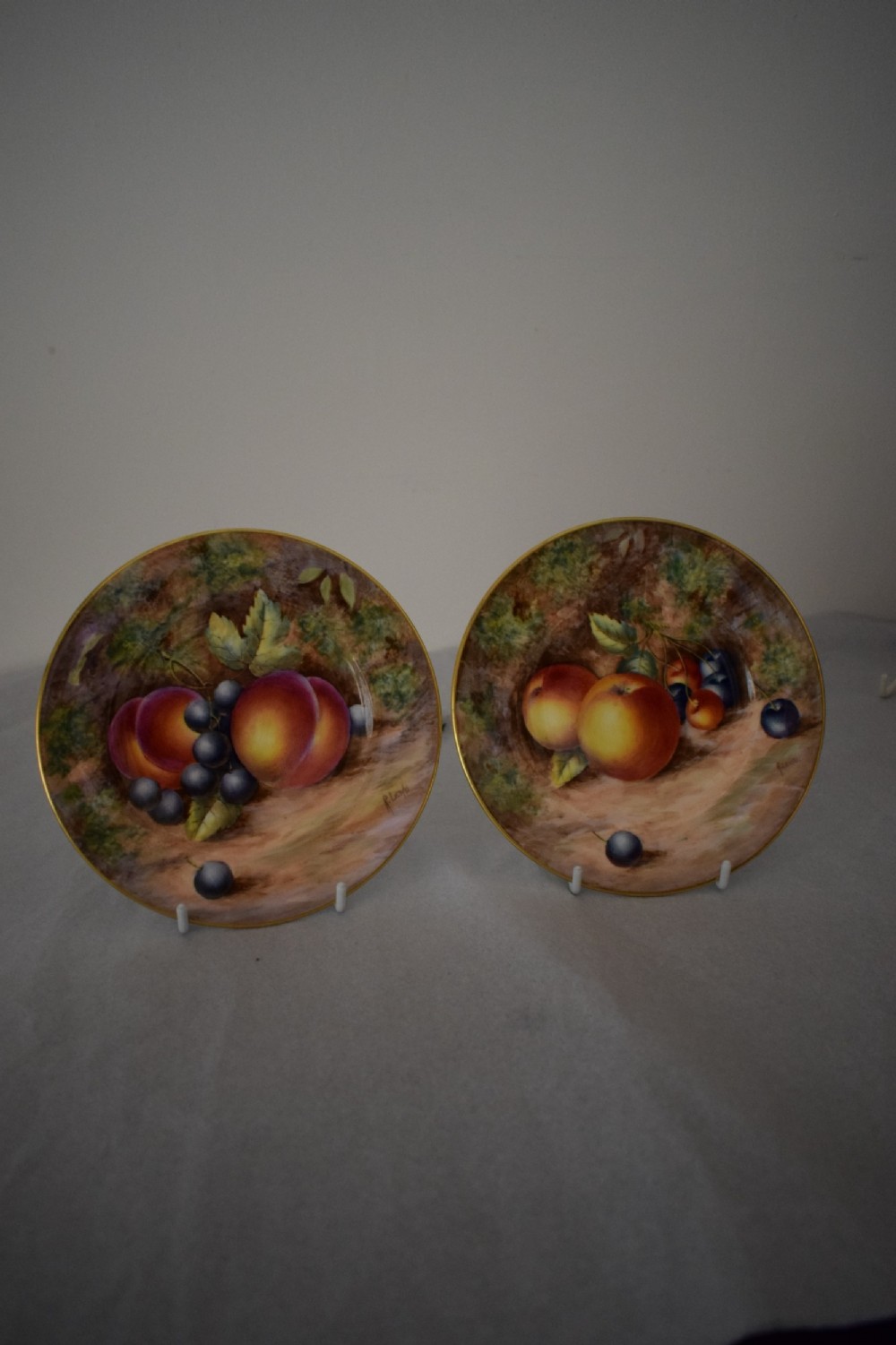 royal worcester pair of painted fruit 625 tea plates signed r lewis
